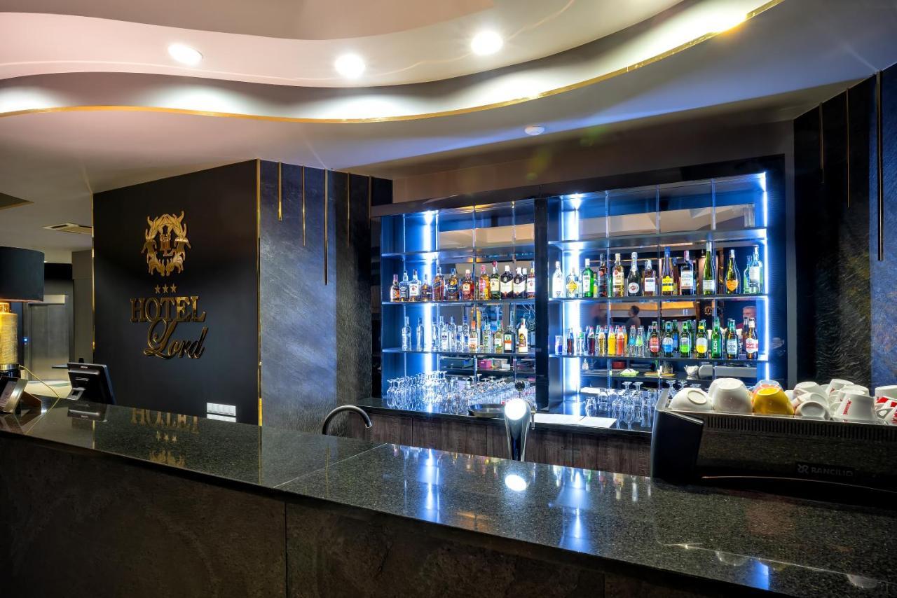 Hotel Lord Gorlice Exteriör bild