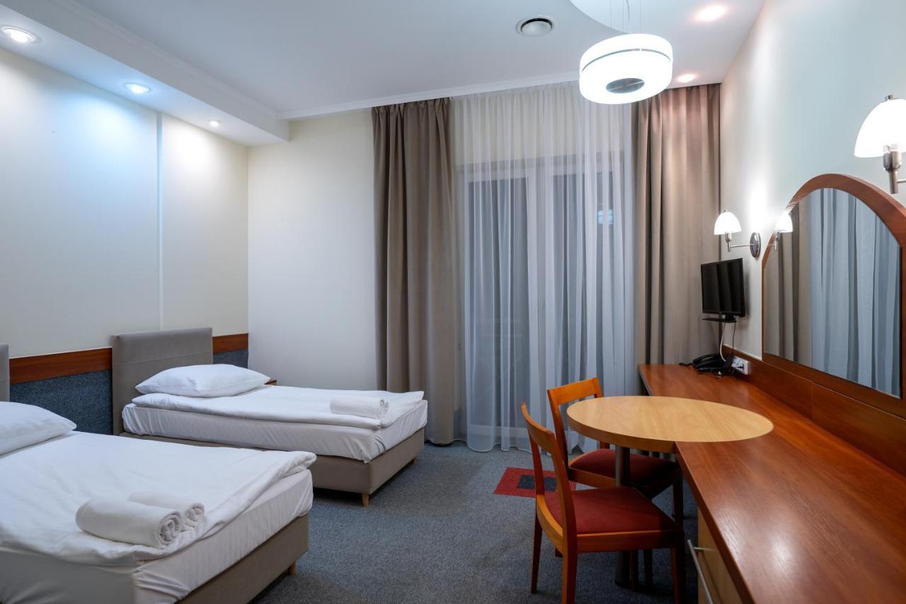 Hotel Lord Gorlice Exteriör bild