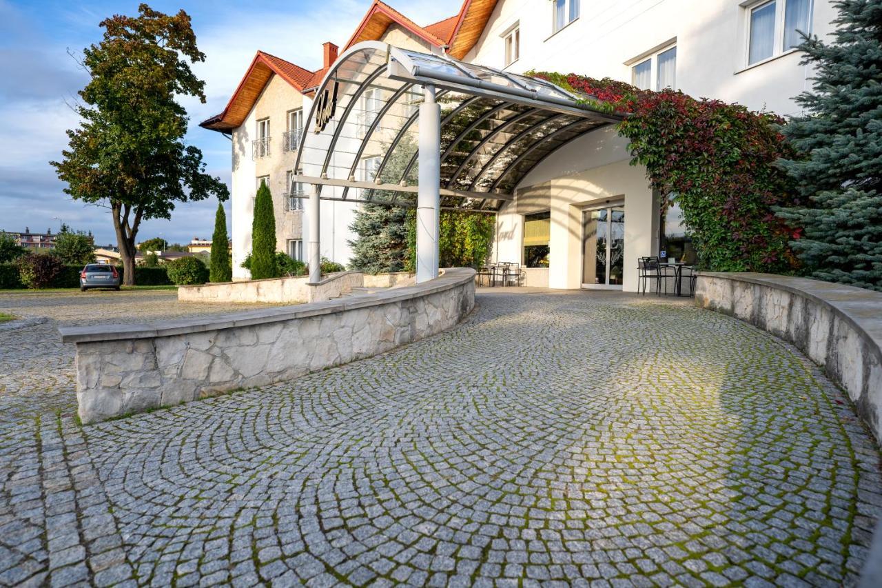 Hotel Lord Gorlice Exteriör bild
